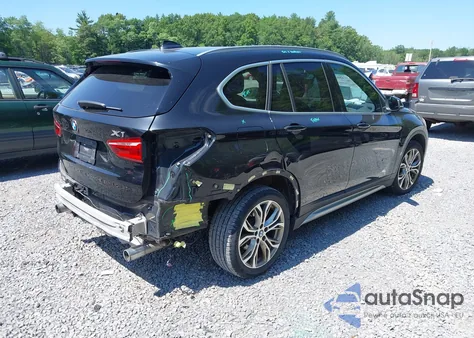 2017 BMW X1 xDrive28I из США, поврежденный, VIN WBXHT3C33H5F71732